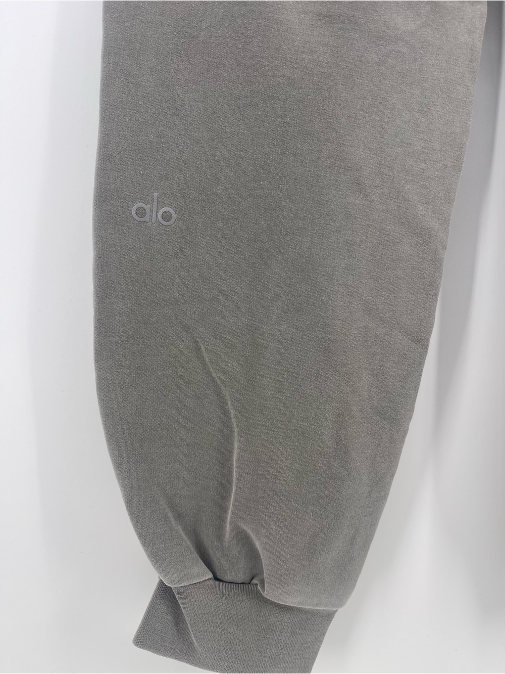 ALO Yoga Women's Cargo Joggers in  Gray - Picture 5 of 16